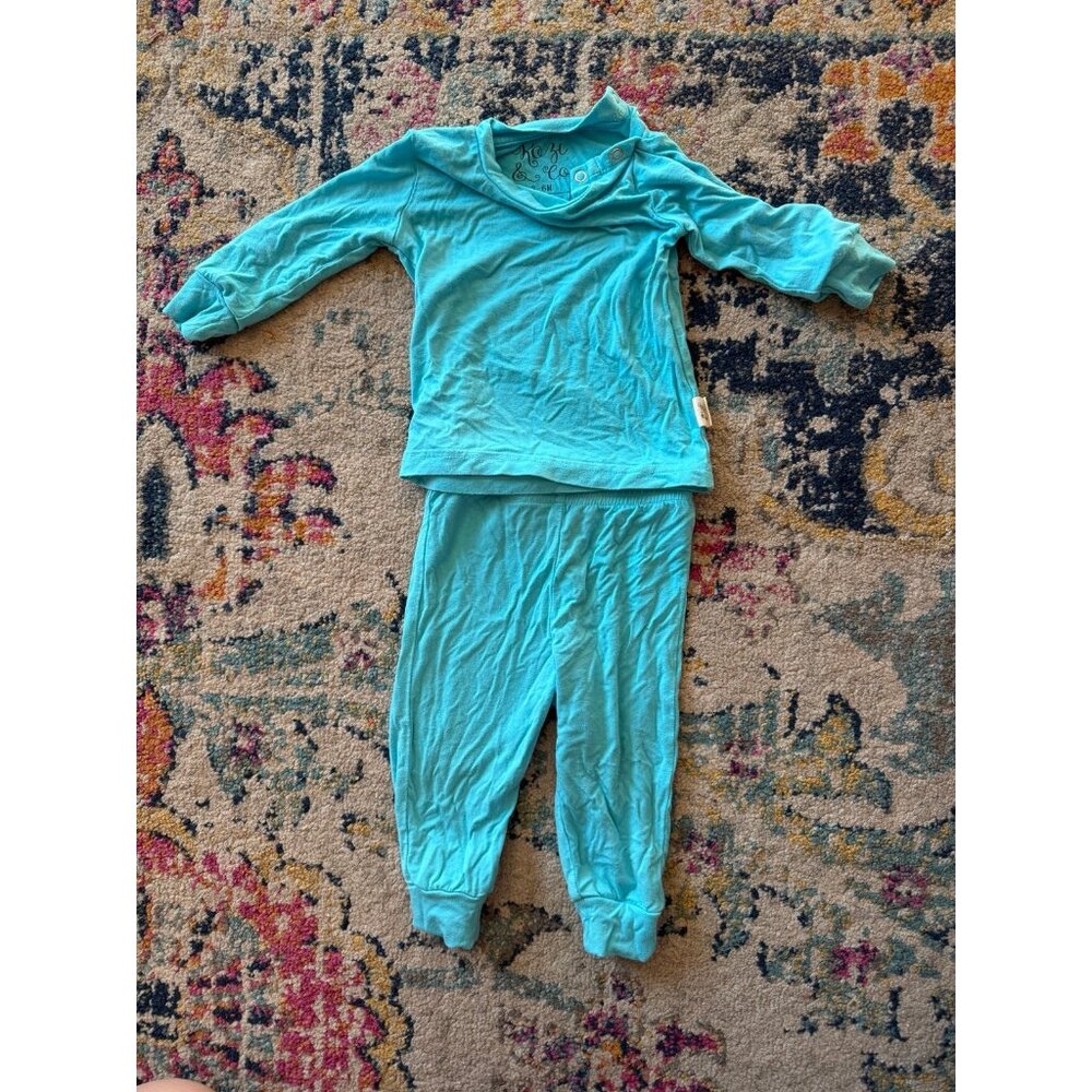 Kozi & co 3-6 month bamboo 2 piece pajamas